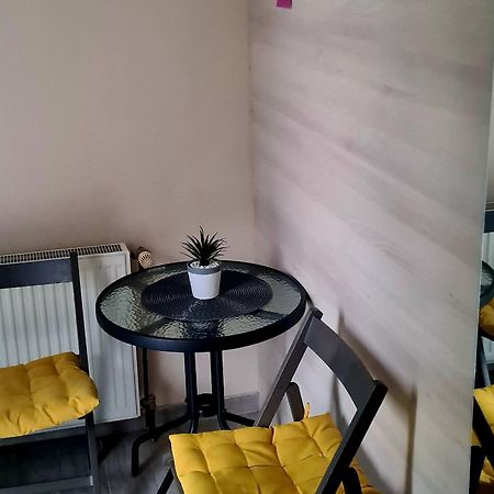 Bonitos, Sobe-Rooms Slavonski Brod Exterior foto